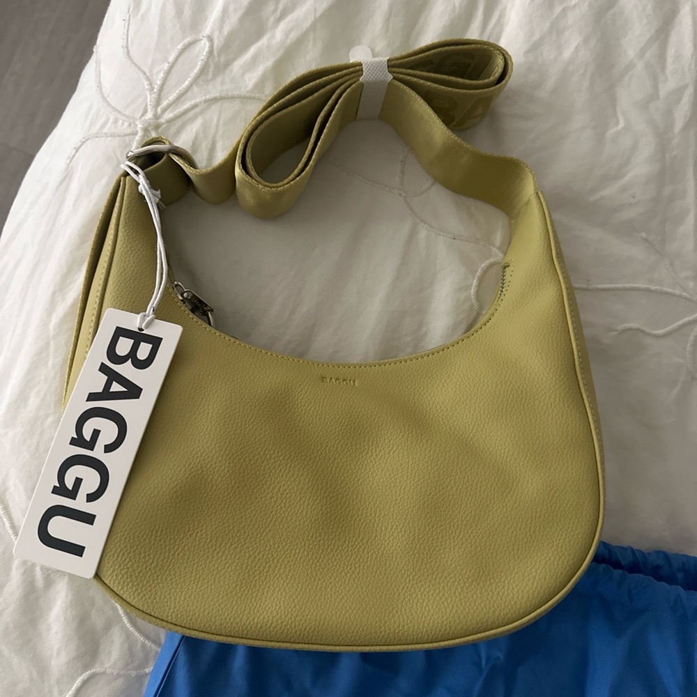 BAGGU Women's Shoulder Bag